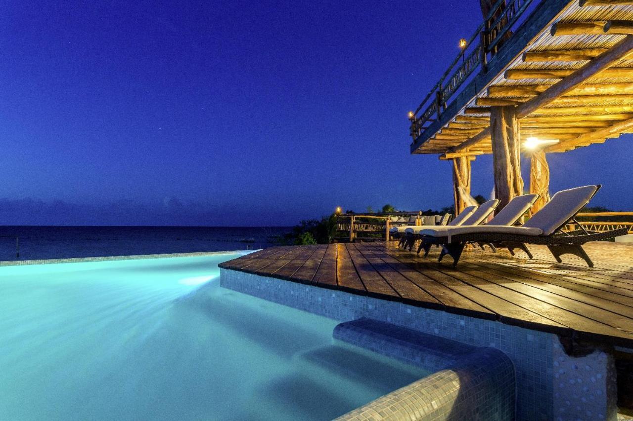 Dk Luxury Ocean Front Villa - Adults Only ホルボックス島 エクステリア 写真