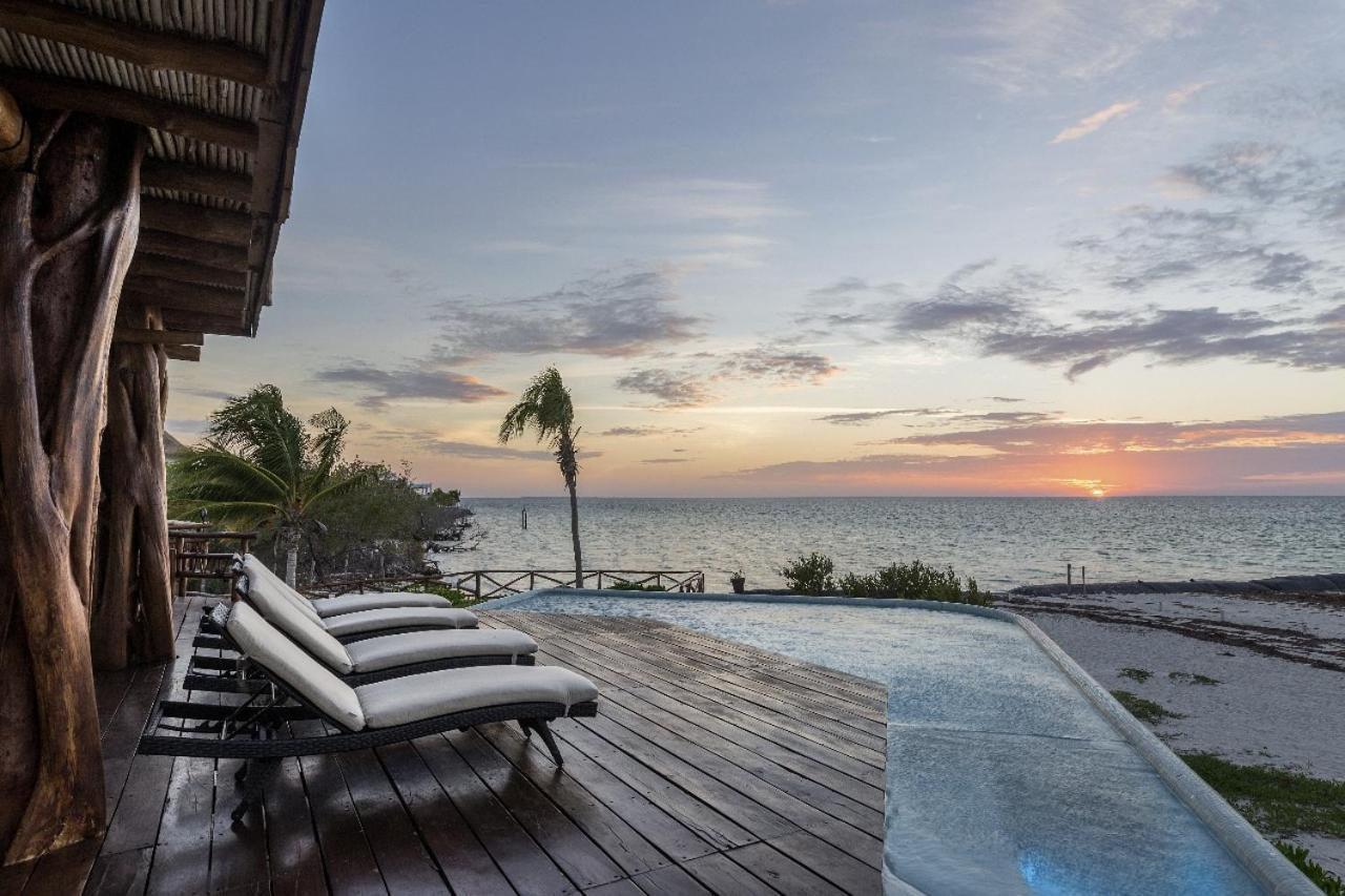 Dk Luxury Ocean Front Villa - Adults Only ホルボックス島 エクステリア 写真