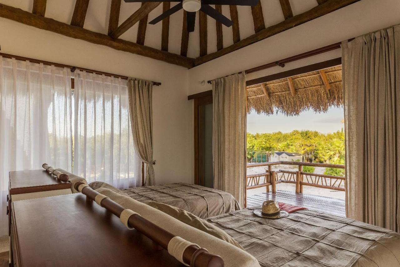 Dk Luxury Ocean Front Villa - Adults Only ホルボックス島 エクステリア 写真